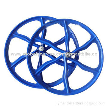 Bike wheel set for road and mountain bike, made of magnesium alloy